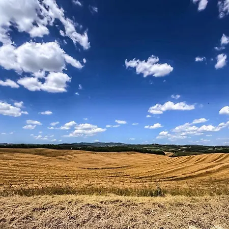Poggio Bonelli Agroturismo *